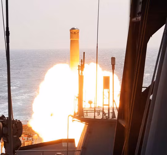 Tên lửa hành trình siêu âm BrahMos Ấn Độ.