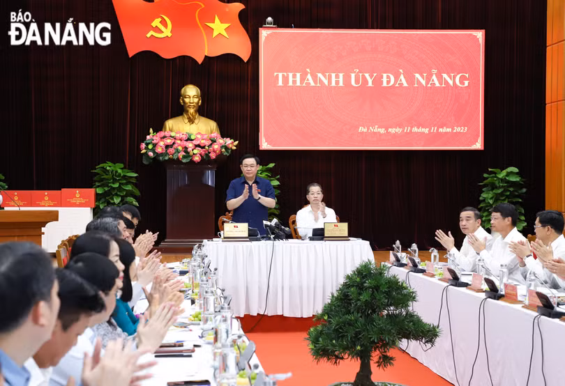 images1718024_HUE__DT.jpeg