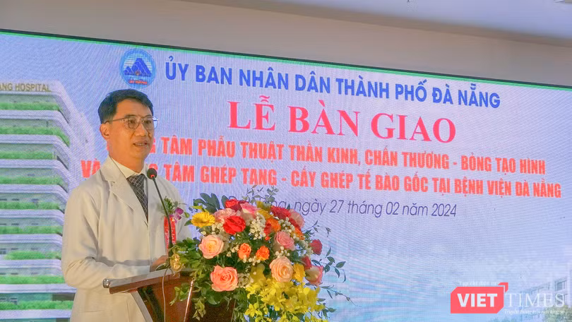 vt-trung-tam-phau-thuat-2-955.png