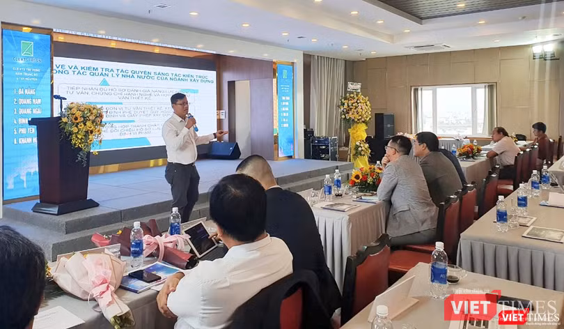 Ths.KTS Trần Phước Hoà Bình – Phòng Quản lý cấp phép xây dựng, Sở Xây dựng TP Đà Nẵng, Uỷ viên Ban chấp hành Hội KTS Việt Nam, Phó Chủ tịch Hội KTS TP Đà Nẵng-- trình bày các vấn đề về tác quyền dưới góc nhìn của cơ quan quản lý xây dựng Ths.KTS Trần Phước Hoà Bình – Phòng Quản lý cấp phép xây dựng, Sở Xây dựng TP Đà Nẵng, Uỷ viên Ban chấp hành Hội KTS Việt Nam, Phó Chủ tịch Hội KTS TP Đà Nẵng-- trình bày các vấn đề về tác quyền dưới góc nhìn của cơ quan quản lý xây dựng