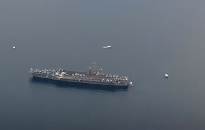 Tàu sân bay USS Carl Vinson Hải quân Mỹ. Ảnh: University Flying Club