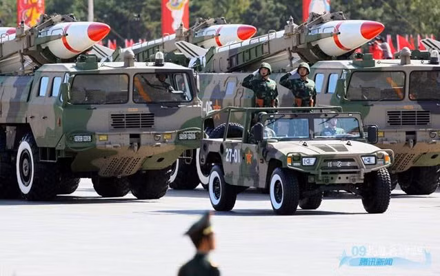 Tên lửa đạn đạo chiến thuật Đông Phong-11 Trung Quốc (ảnh tư liệu)