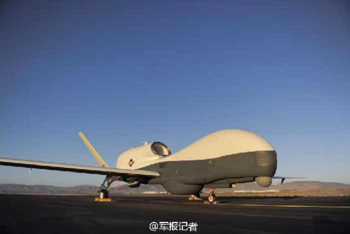 Máy bay do thám không người lái MQ-4C Triton Hải quân Mỹ. Ảnh: 81.cn