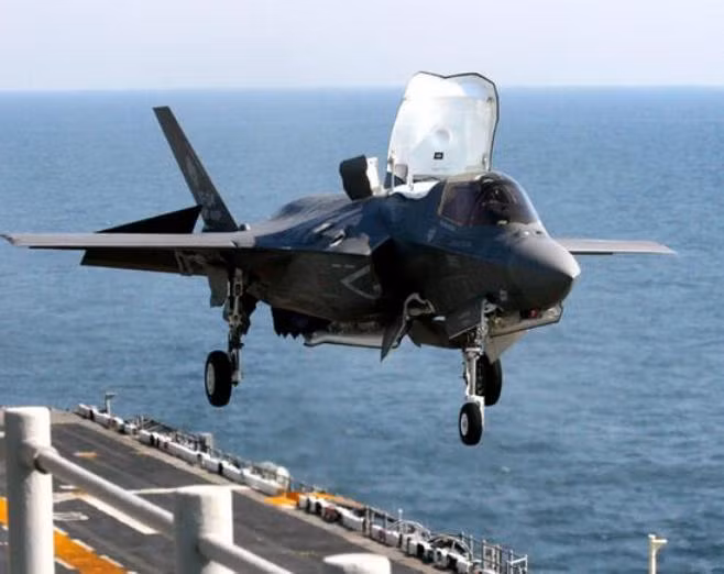 Máy bay chiến đấu tàng hình F-35B do Mỹ chế tạo. Ảnh: Huanqiu