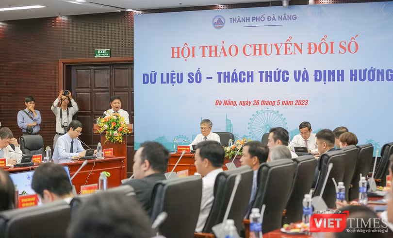 vt_hoi thao 3.png