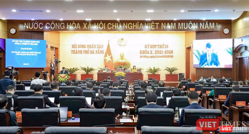 Quang cảnh kỳ họp thứ 10, HĐND TP Đà Nẵng khoá X Quang cảnh kỳ họp thứ 10, HĐND TP Đà Nẵng khoá X