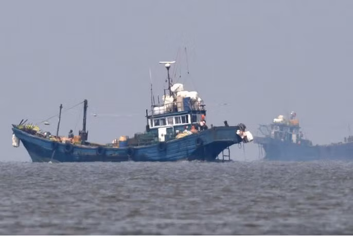 Tàu cá Trung Quốc đến vùng biển có 