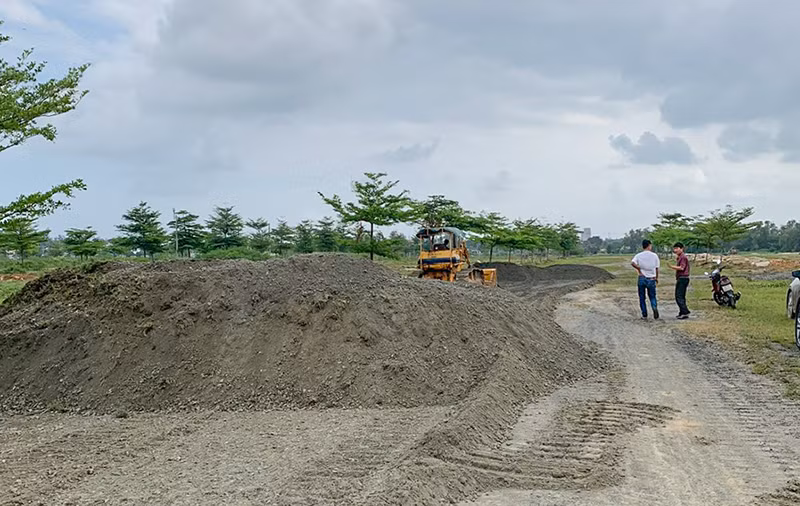 Chủ đầu tư Bách Đạt An tổ chức thi công hạ tầng dự án sớm giao đất cho khách hàng
