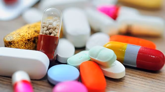 Cục Quản lý Dược (Bộ Y tế) vừa quyết định thu hồi thu hồi giấy đăng ký lưu hành tại Việt Nam đối với 5 loại thuốc có hành vi giả mạo hồ sơ (ảnh minh hoạ)