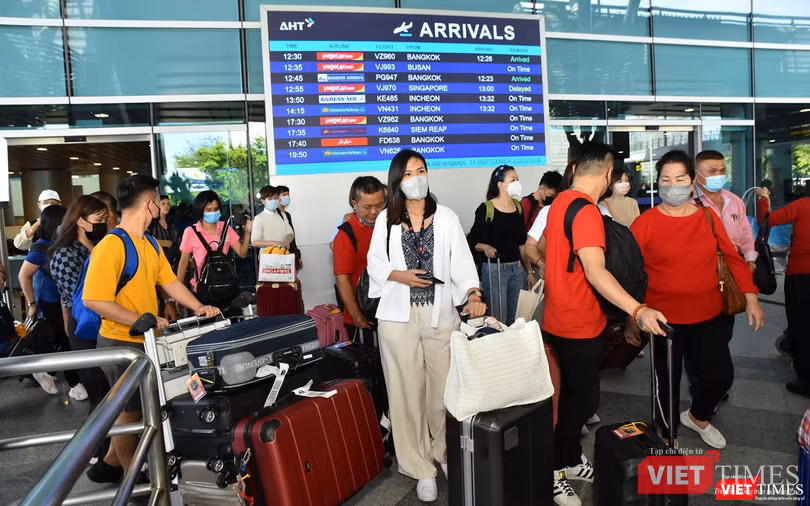 Khách quốc tế trở lại Đà Nẵng sau dịch COVID-19 Khách quốc tế trở lại Đà Nẵng sau dịch COVID-19