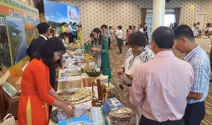 Các doanh nghiệp miền Trung tìm hiểu sản phẩm du lịch khu vực Đồng bằng sông Cửu Long tại hội nghị xúc tiến du lịch