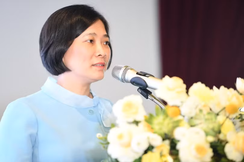 ba-doan-thi-kim-dung-2.jpg