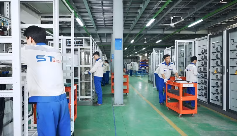 Một góc làm việc tại nhà máy STPower.