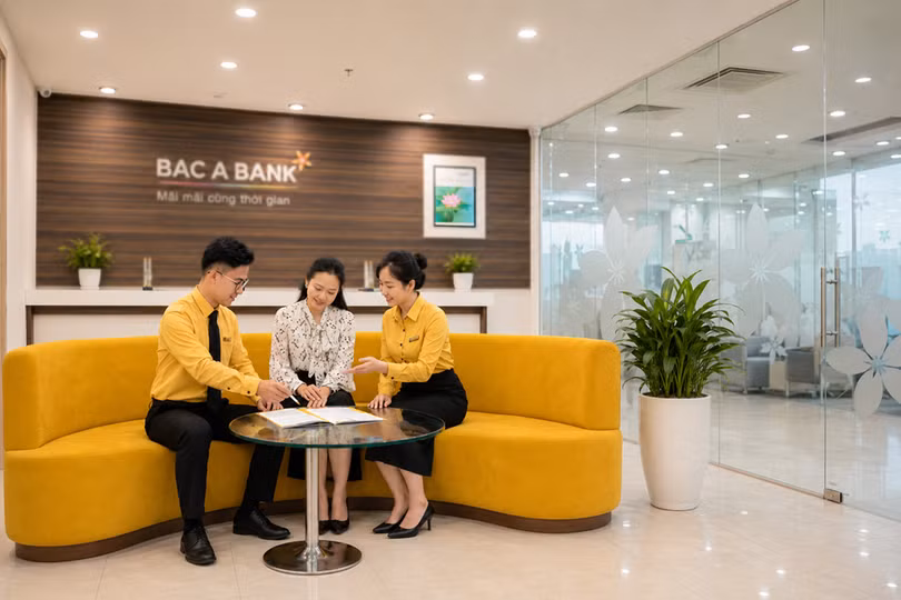cbnv-bac-a-bank-tu-van-khach-hang.png
