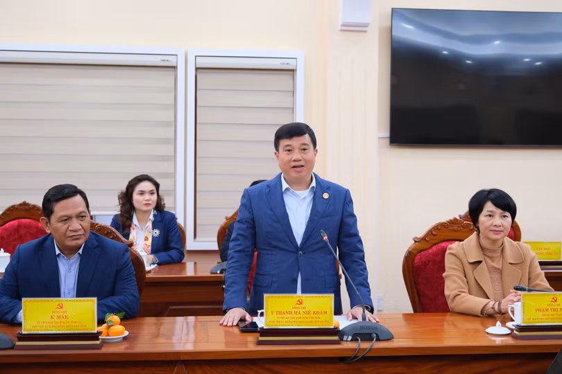 anh-2-1-1.jpg