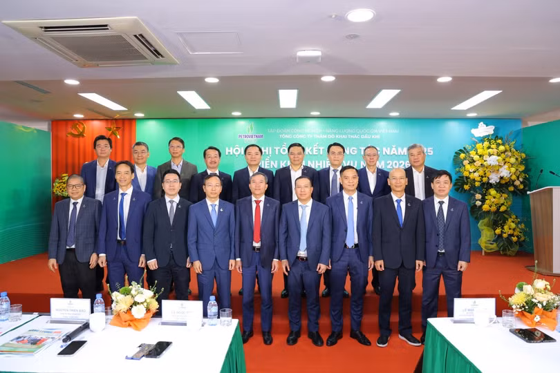 Lãnh đạo Petrovietnam và PVEP tại Hội nghị tổng kết công tác năm 2025 của PVEP.