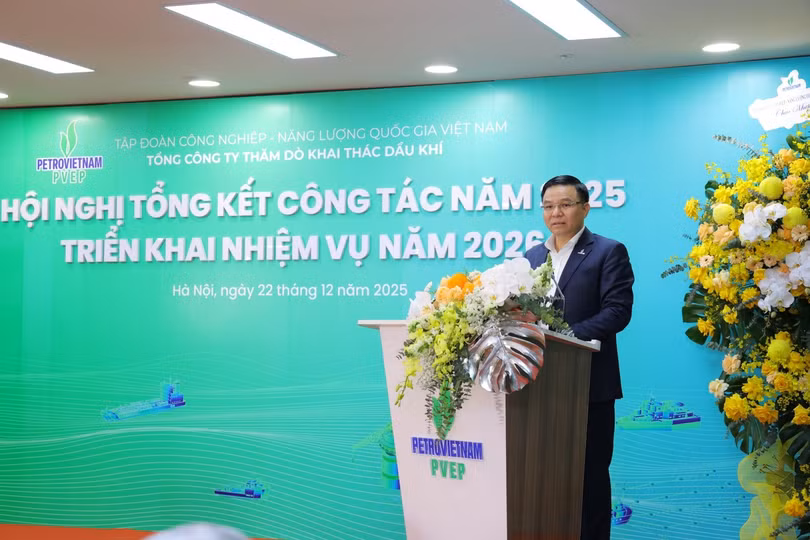 Chủ tịch HĐTV Petrovietnam Lê Mạnh Hùng đánh giá cao công tác quản trị của PVEP, đặc biệt là trong xây dựng chiến lược và xác định mục tiêu.