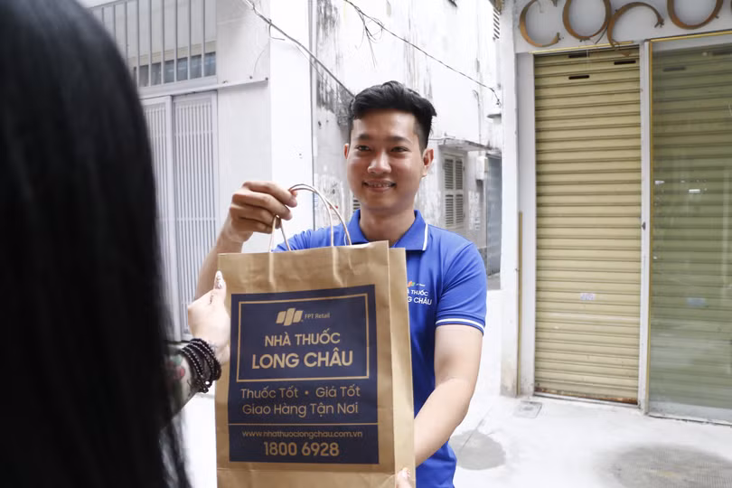 Giao hàng miễn phí cho tất cả khách hàng đặt qua ứng dụng.