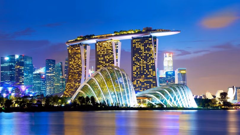 Các căn hộ sở hữu tầm nhìn công trình biểu tượng Marina Bay Sands (Singapore) luôn có giá trị cao. Ảnh: istock