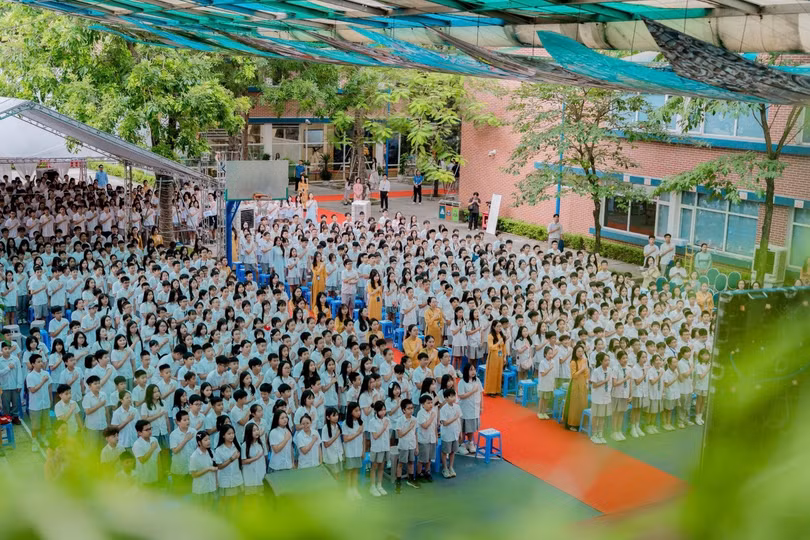 Trường PTLC Edison nằm giữa thành phố xanh Ecopark. Ảnh: Minh Phương.