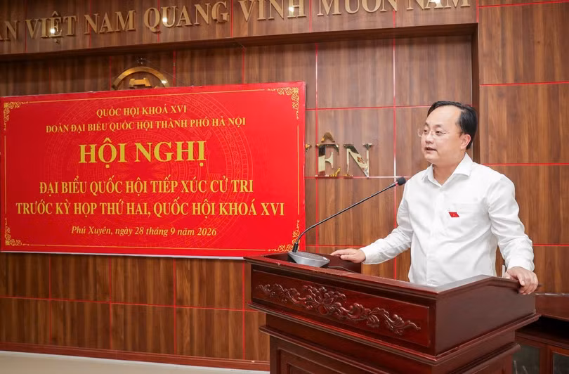 Đồng chí Tô Huy Vũ - Đại biểu Quốc hội khóa XVI, Bí thư Đảng ủy, Chủ tịch Hội đồng thành viên Agribank phát biểu tại Hội nghị.
