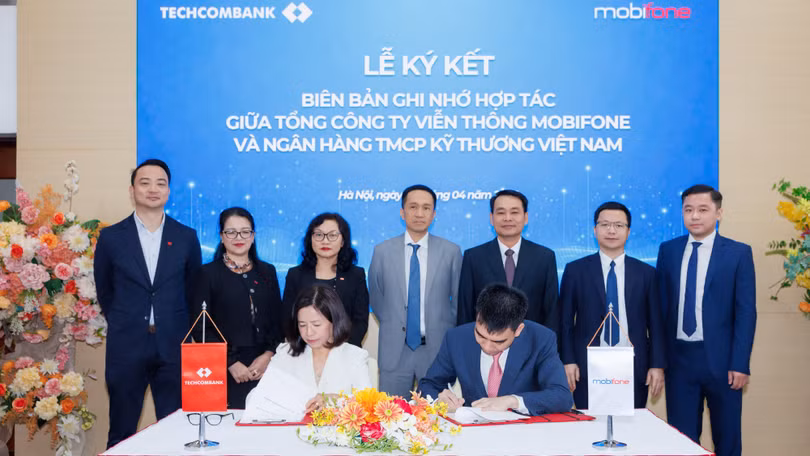 MobiFone và Techcombank ký kết hợp tác toàn diện, kiến tạo hệ sinh thái Tài chính - Công nghệ số 