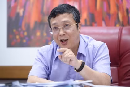 Hé lộ chuyện “giấy phép con” liên quan cựu Thứ trưởng Hoàng Trung