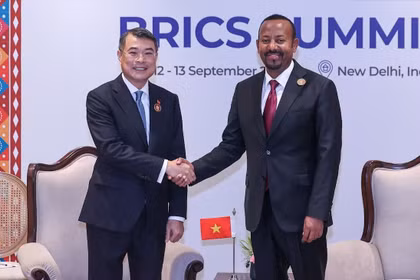 Thủ tướng Lê Minh Hưng gặp Thủ tướng Ethiopia