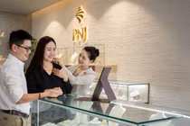 Thế khó của PNJ trong cơn khủng hoảng thanh khoản