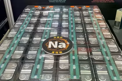 Công nghệ pin ion natri NaCrO₂ của UNIGRID Battery. Anhr: IE.