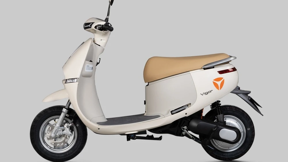 Dưới 15 triệu đồng, chọn xe máy điện nào?