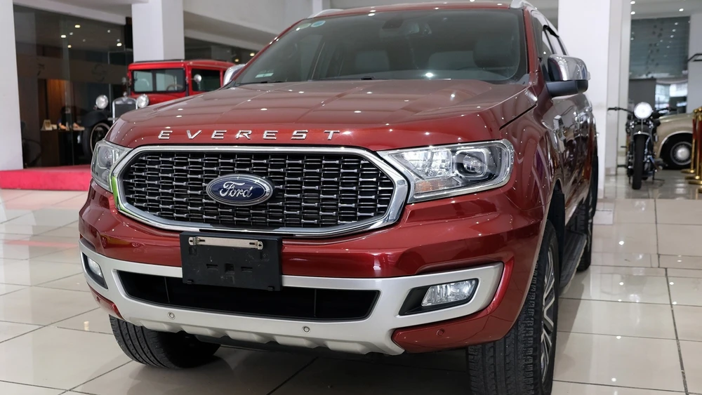 Ford Everest "rớt" hơn 300 triệu đồng sau 4 năm sử dụng