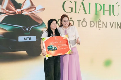 Về quê ăn Tết, Việt kiều Hải Phòng “chốt” liền 2 căn Vinhomes Golden City trong một ngày