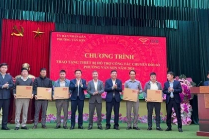 Sơn La: IGB Group tặng thiết bị, tập huấn chuyển đổi số cho phường Vân Sơn năm 2026