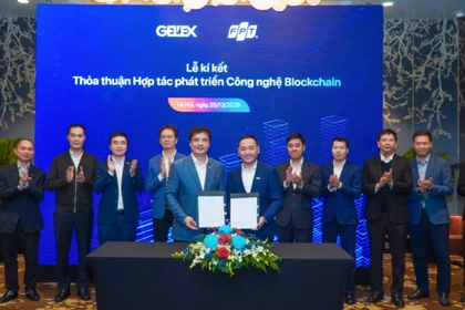 Đại diện lãnh đạo FPT và GELEX ký kết thỏa thuận hợp tác phát triển công nghệ blockchain