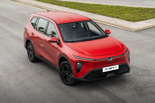 VF MPV 7 có lợi thế về kích thước cũng như hạ tầng sạc, đi kèm chính sách miễn phí sạc đến giữa năm 2027. Ảnh: VinFast.