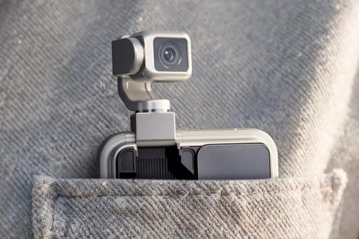 Robot Phone của Trung Quốc gây chú ý với cánh tay cơ học và camera khủng