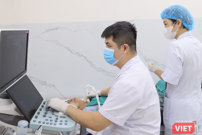 Bệnh viện đầu tiên của Hà Nội có 4 khoa xét nghiệm đạt chuẩn quốc tế 