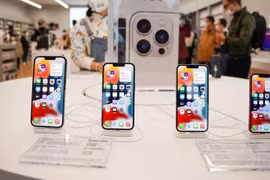 iPhone cũ liên tục giảm giá ngày cận Tết