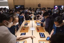 Apple phụ thuộc vào Thượng Hải ra sao?
