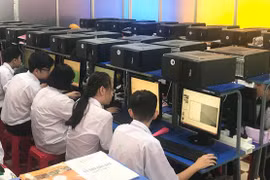 Học tin học tại Trường THPT Trần Hữu Trang (Q.5, TP.HCM)
