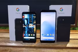 Pixel 3a (bên trái) và Pixel 3a XL (bên phải). Ảnh: Gadgetsnow.