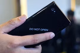 BPhone được đánh giá thuộc phân khúc cao cấp, giá khoảng 13 triệu đồng.