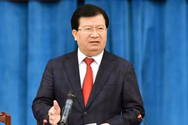 Phó Thủ tướng Trịnh Đình Dũng phát biểu tại Hội nghị tổng kết năm 2016, triển khai kế hoạch 2017 của Bộ Xây dựng.
