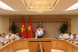 Phiên họp quý II/2017 của Hội đồng Tư vấn chính sách tài chính, tiền tệ quốc gia. Ảnh: VGP/Thành Chung 