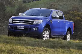 14.896 xe Ford Ranger được triệu hồi để khắc phục lỗi khóa lưng ghế sau