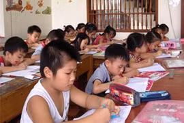 Lớp học tiếng Anh của thầy giáo Minh