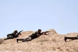 Binh sĩ Syria trong trận chiến bảo vệ thành phố Deir Ezzor