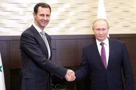 Cuộc gặp giữa Tổng thống Nga Vladimir Putin và người đồng nhiệm Syria Bashar al-Assad ở Sochi - ảnh video