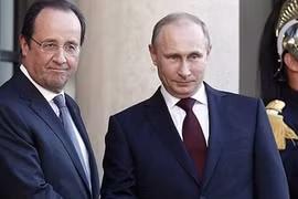Tổng thống Pháp Francois Hollande và người đồng cấp Nga, Vladimir Putin 